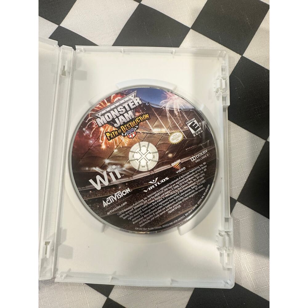 Lot of 2 monster jam Wii games urban assault and path of destruction - Picture 2 of 4